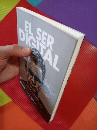 El ser digital. Ecequiel Barricart.
