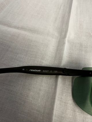 Occhiali da sole Reebok clip-in praticamente nuovi