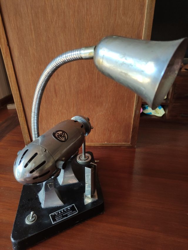 Antigua máquina coser zurcir medias