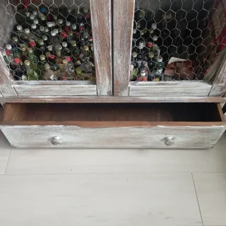 Vitrina aparador madera pino