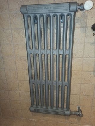 RADIADORES ANTIGUOS DE HIERRO FUNDIDO