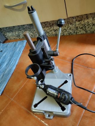 Soporte para Dremel