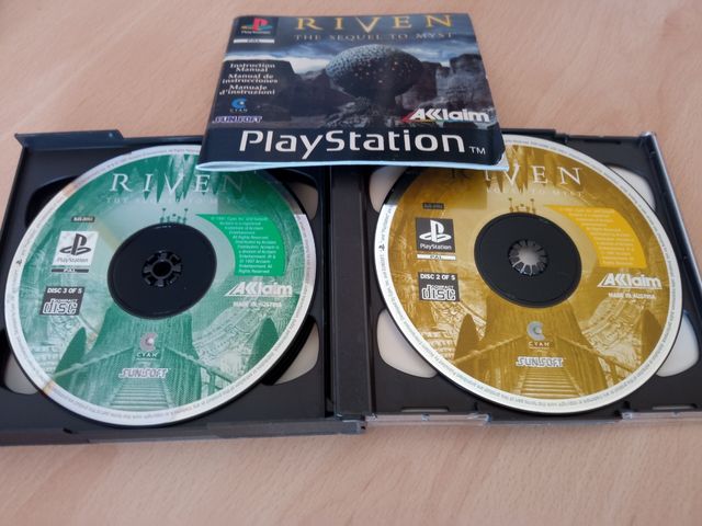Riven the sequel to myst Sony PS1