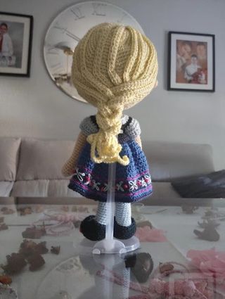 Muñeca Amigurumi de Elsa (Frozen)