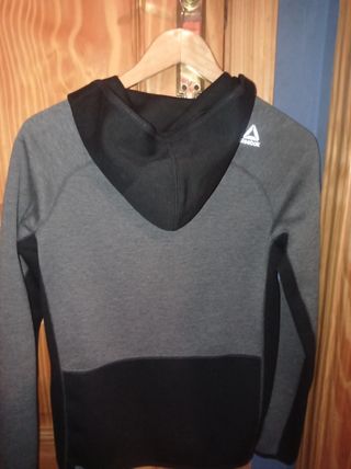 chaqueta reebok