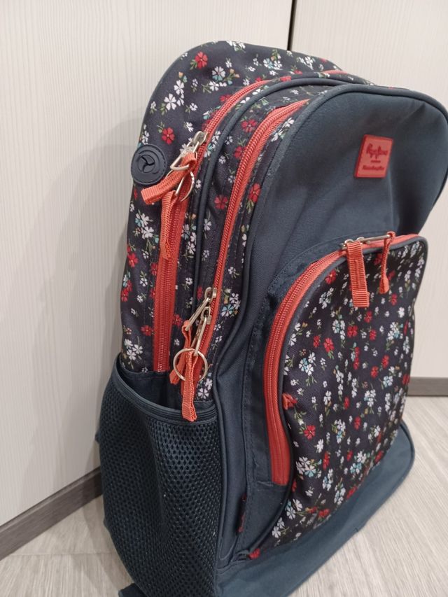 Mochila 🎒 escolar 