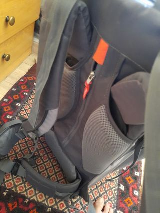 Mochila para llevar a bebés en viajes