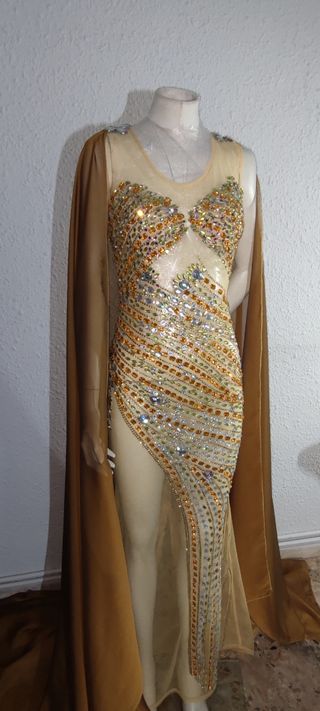 VESTIDOS DE FIESTAS Y BODAS GITANAS