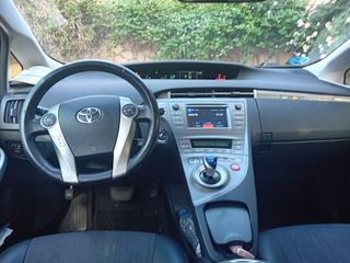 Toyota Prius Plugin 2013
