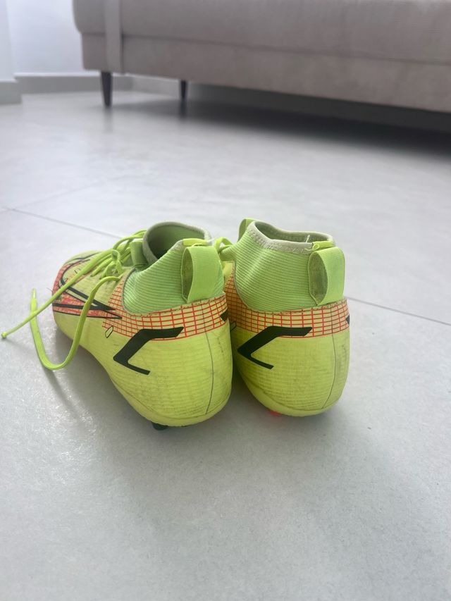 Botas de futbol Nike Mercurial