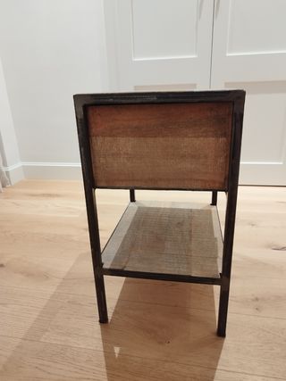 Comodino di manifattura Maison du Monde