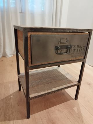 Comodino di manifattura Maison du Monde