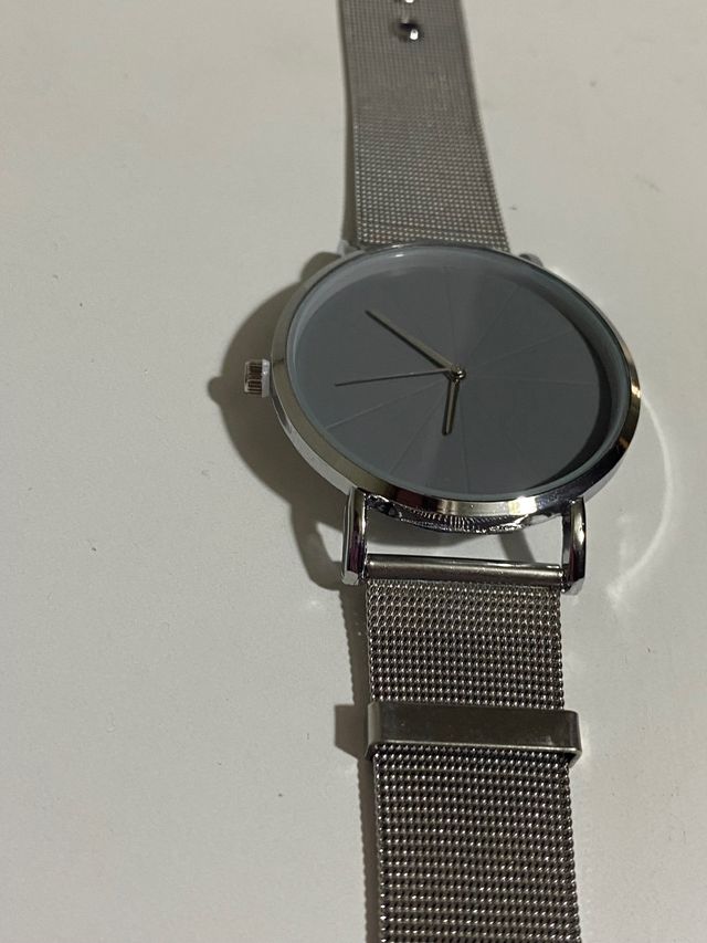 Reloj pulsera elegante