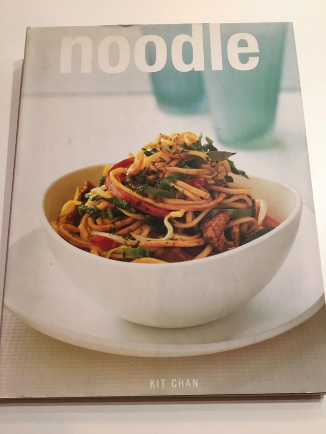 Noodles - libro di ricette in inglese