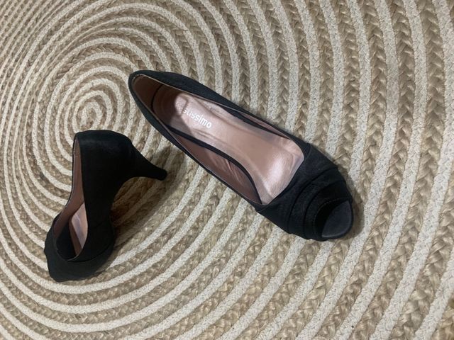 zapato negro tacón abierto n 38