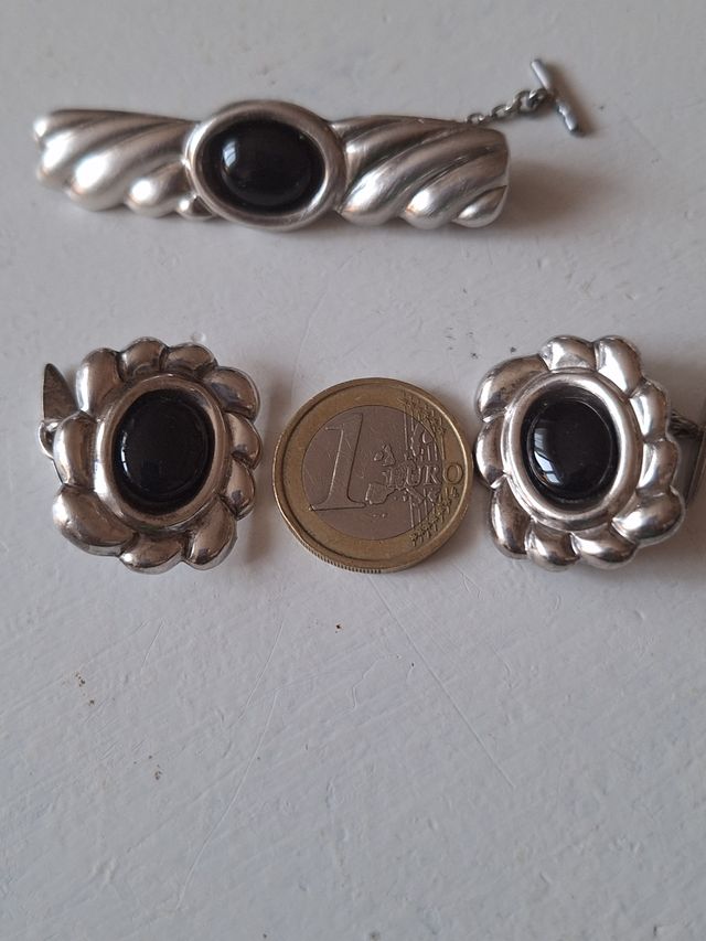 Broche de corbata y gemelos