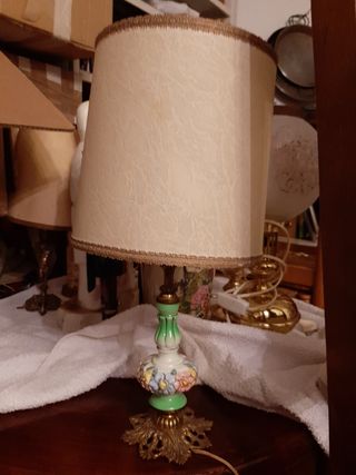 Lámpara de mesilla de noche