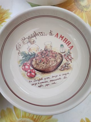 6 piatti con scritta