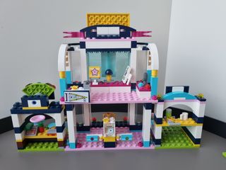 Lego 41338 Polideportivo de Stephanie