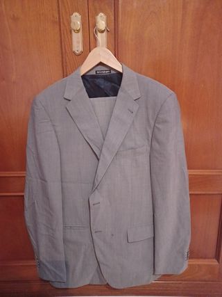 Traje de Chaqueta Gris