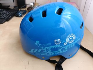 Casco de patinaje M/L 