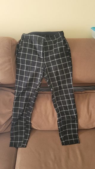 Pantalón chino cuadros Zara