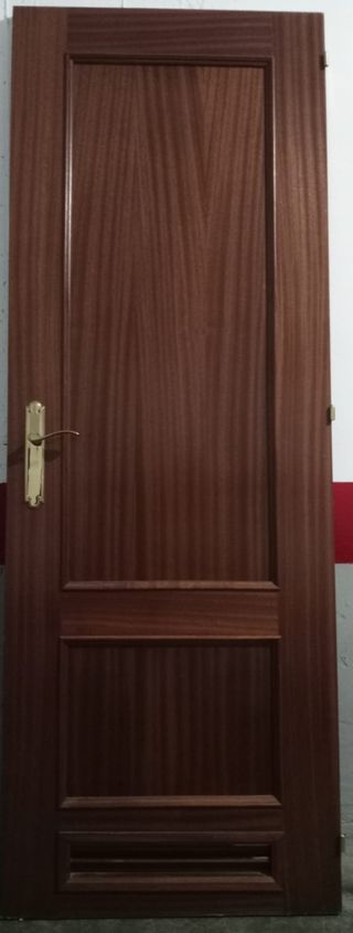 Puerta madera Sapelly Uniarte ciega "a izquierdas"
