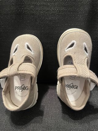 Scarpe bimbo Primigi taglia 18-nuove