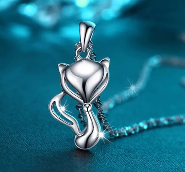 Colgante de zorro de plata