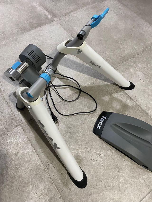 Rodillo Tacx flow smart