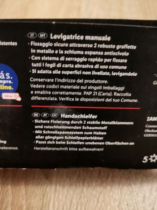 Lijadora de mano con papel de lija