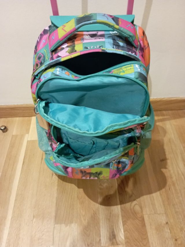 Mochila con ruedas