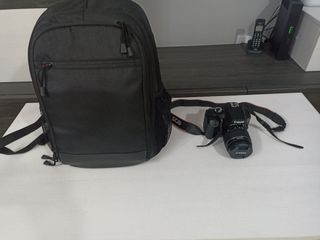 Cámara de fotos Canon EOS 4000D