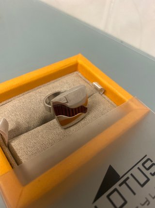 anillo lotus