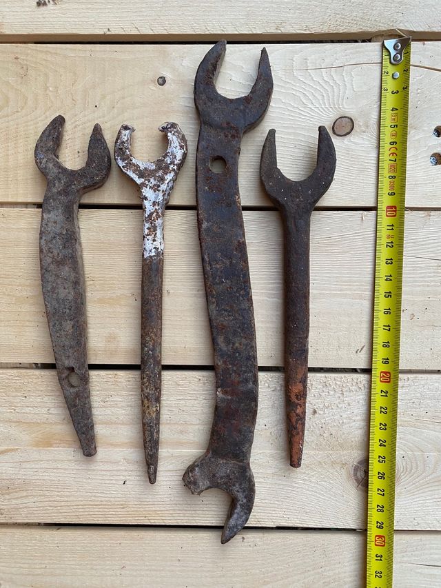 Llaves fijas antiguas.