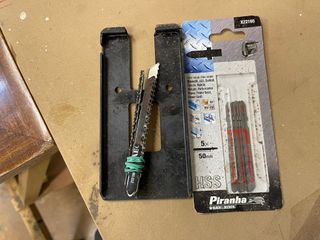 AEG sierra caladora ESTEP 600X Fixtec