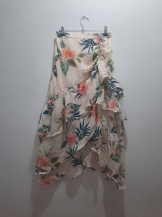 Falda GUESS t.S nueva