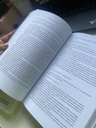 LIBRO CARRERA ADE/ECONOMÍA/CONTABILIDAD Y FINANZAS