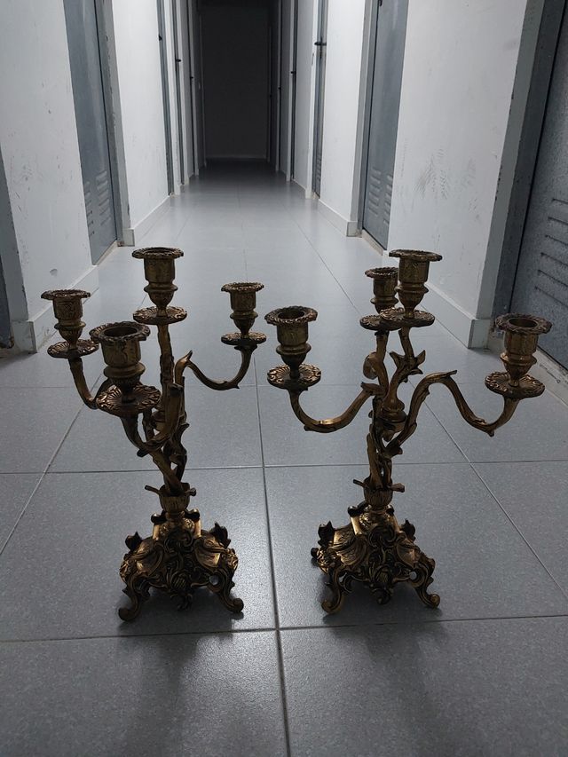 2 CANDELABROS NO HAGO ENVÍOS
