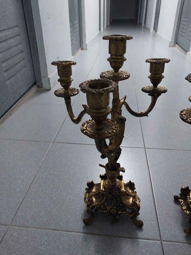 2 CANDELABROS NO HAGO ENVÍOS