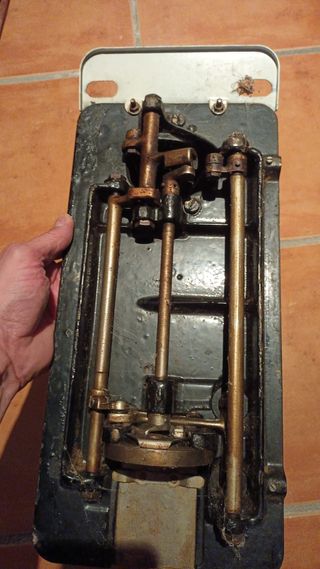 Máquina de coser Singer 1878