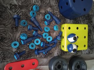 Juego de piezas Mecano infantil plastico