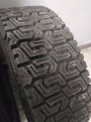 Pirelli PZero T4