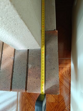 Chimenea con campana decorativa