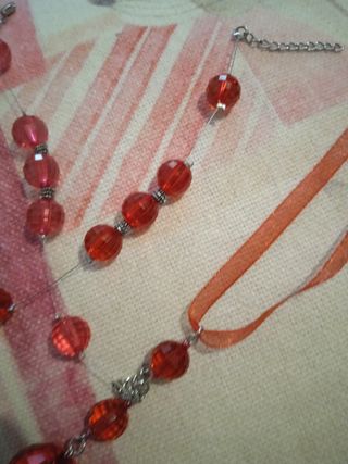 Pulseras y collar