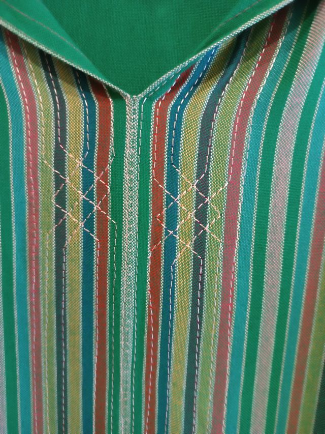 Tradicional chilaba verde