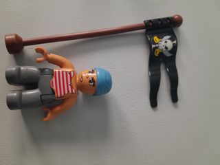 LEGO duplo Pirata e bandiera pirata
