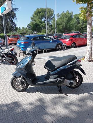 Piaggio Fly 125 ie 2013