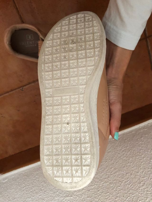 Zapatillas charol color rosa