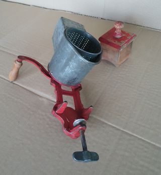 Antiguo Rallador ELMA.